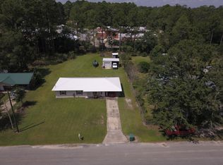 738 Gilbert Dr, Chipley, FL 32428