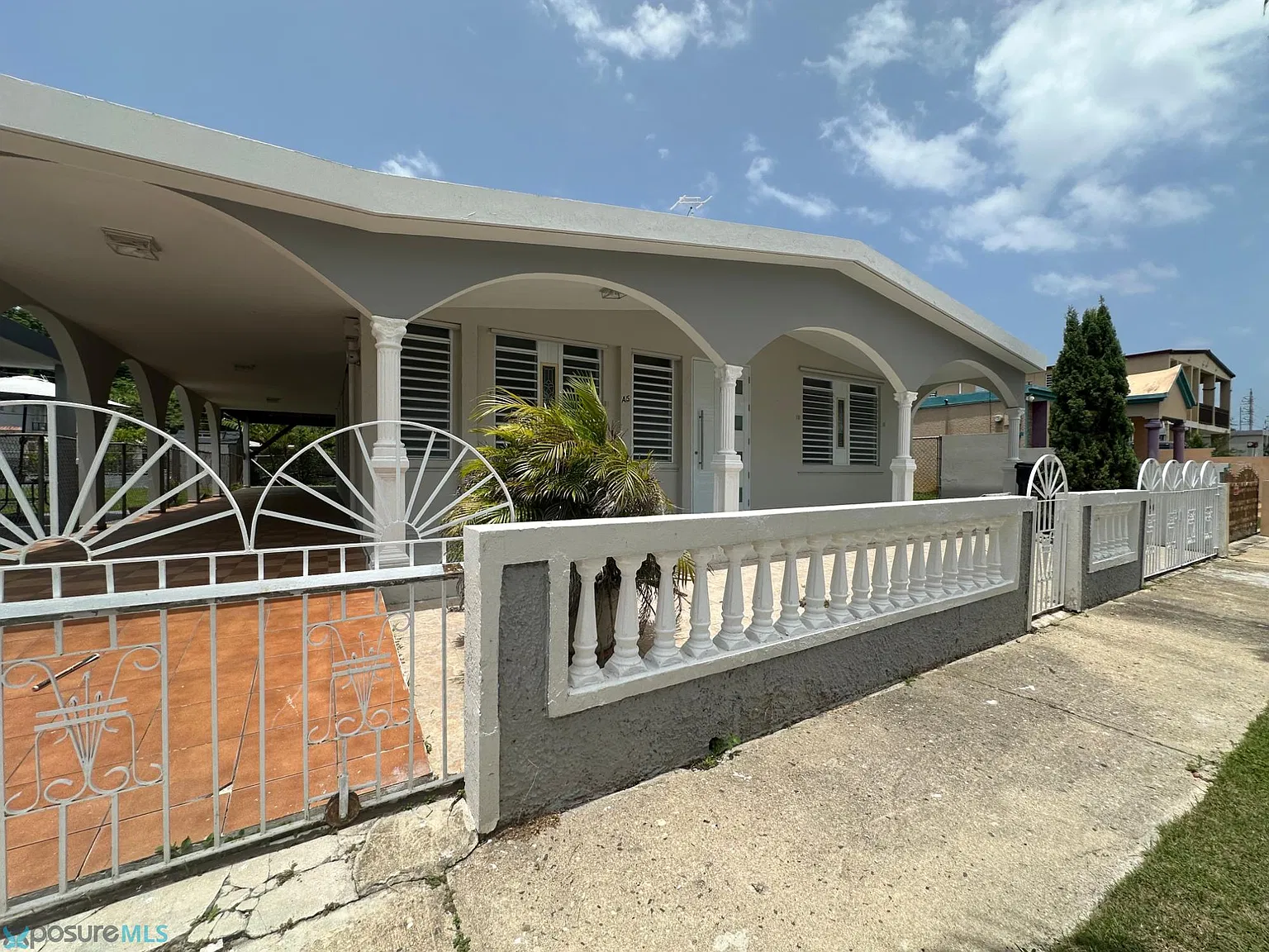 4 bed, 2.0 bath, 1800 sqft, $1,800 — Photo 4