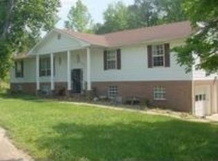 925 Weeks Dr NE, Cleveland, TN 37312