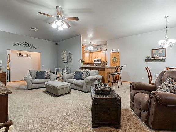 5th image of 8751 Simpson Rd