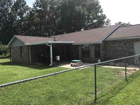4th image of 790 Piney Ln