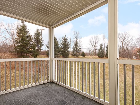 2nd image of 1058 Joyce Ln