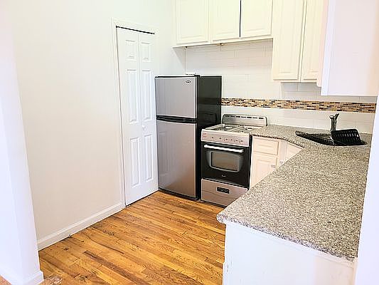 2nd image of 577 5th Ave APT 4F