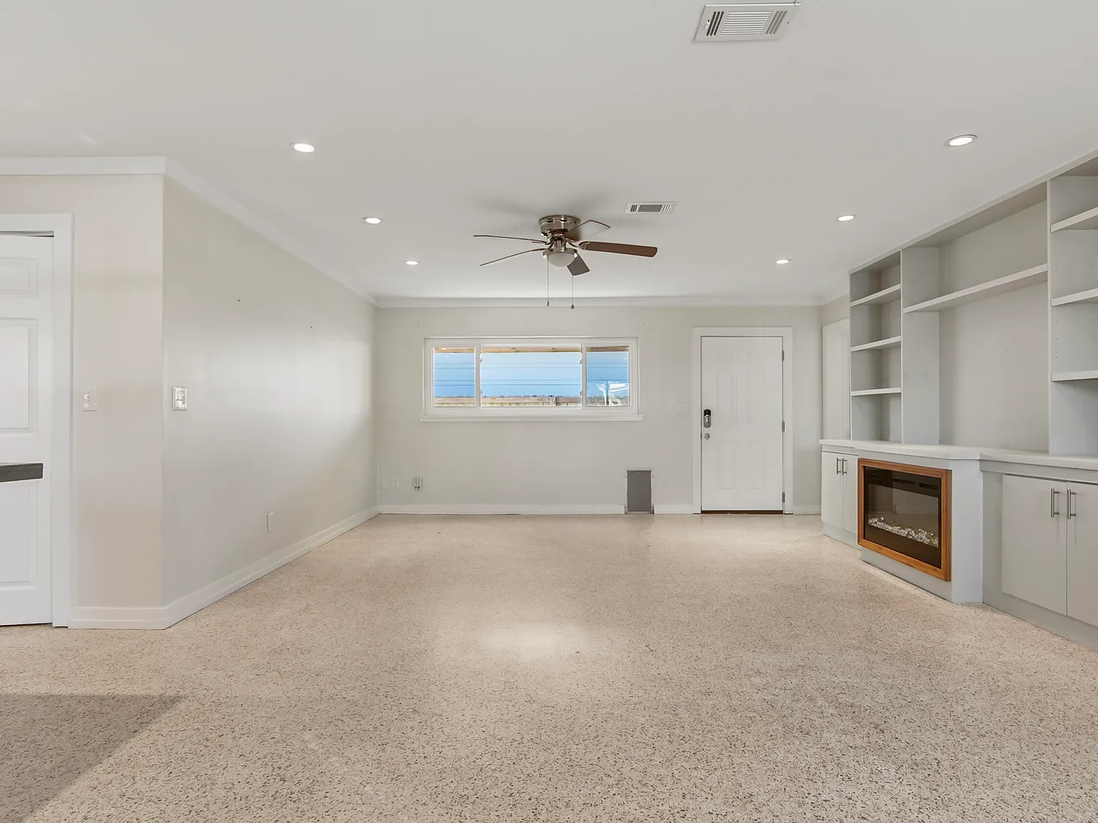 4 bed, 1724 sqft, $2,750 — Photo 4