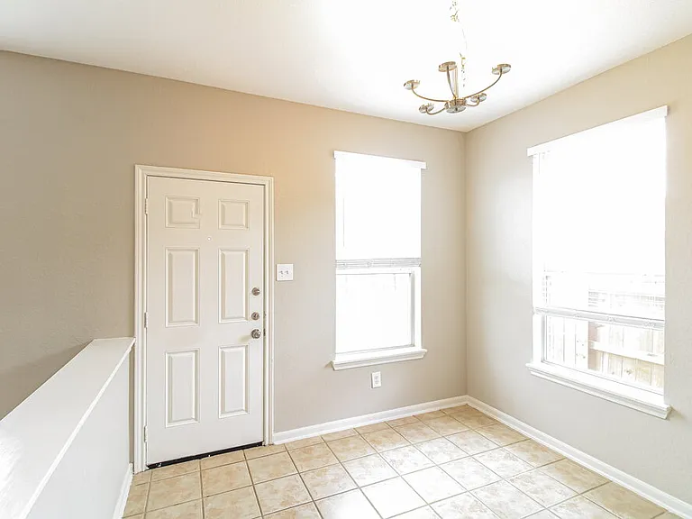 11305 Shoal Creek Dr — Photo 9