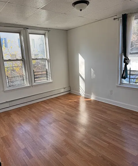 168 Hillside Ave #1R — Photo 9