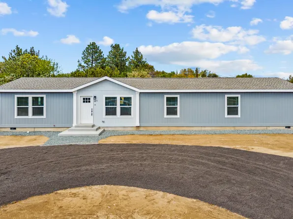 285 Stone Corral Dr, Sun Valley, NV 89433