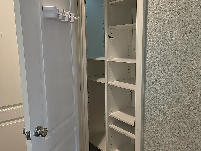 4960 Madamin Way — Photo 17