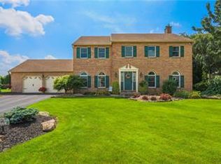 112 Candlewycke Ln, Northampton, PA