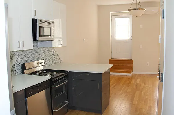 Rented by Corcoran | media 18