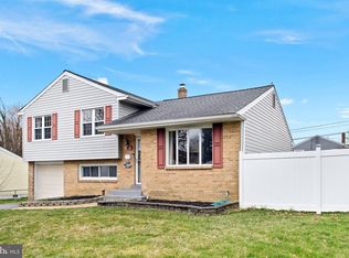 13 N Avon Dr, Claymont, DE 19703