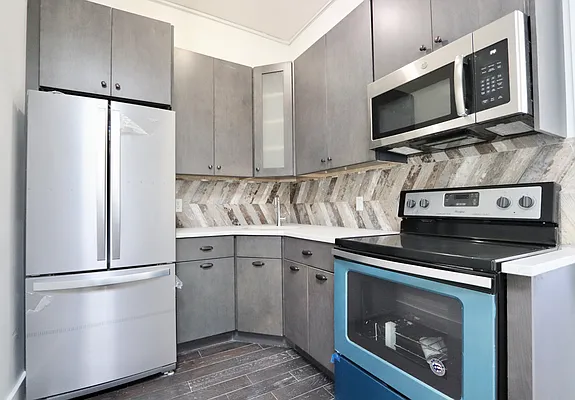 Rented by Hagstrom Management Inc | media 2