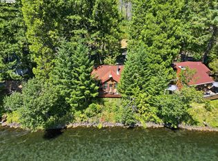 54444 McKenzie River Dr, Blue River, OR 97413