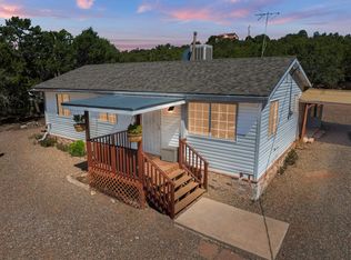 275 Sedillo Hill Rd, Tijeras, NM 87059