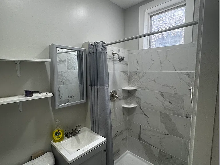 1348 N Bell Ave #2F — Photo 6