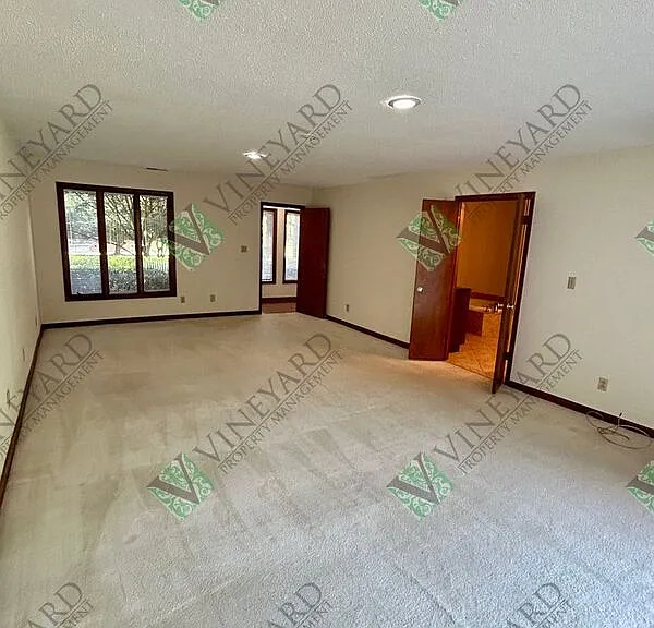 115 Nesbit Ferry Pl — Photo 16