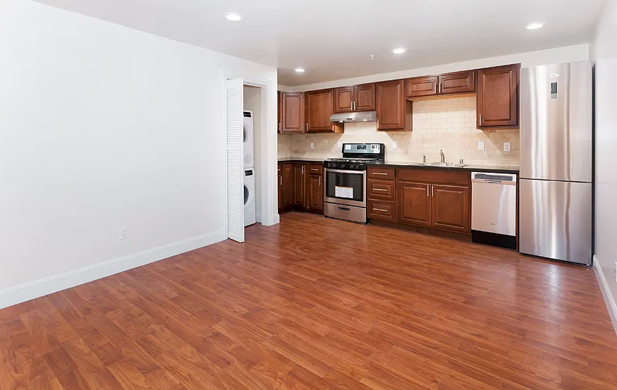 723A 14th Ave