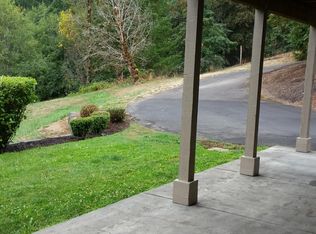 32838 Old Bunker Hill Rd, Saint Helens, OR 97051