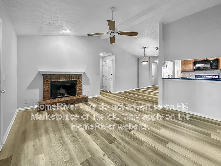 129 Warm Springs Cir — Photo 8
