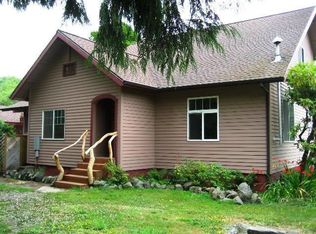 13575 Trask River Rd, Tillamook, OR 97141