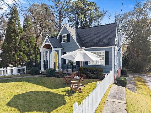 2nd image of 401 Ridgewood Ave