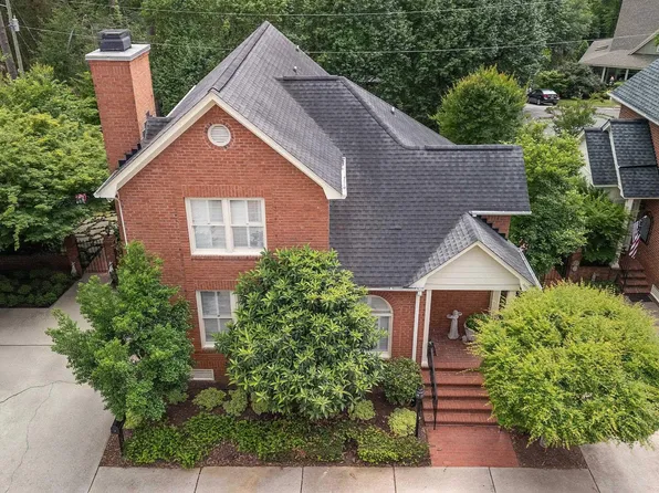 2 Cameron Ct, Columbia, SC 29205