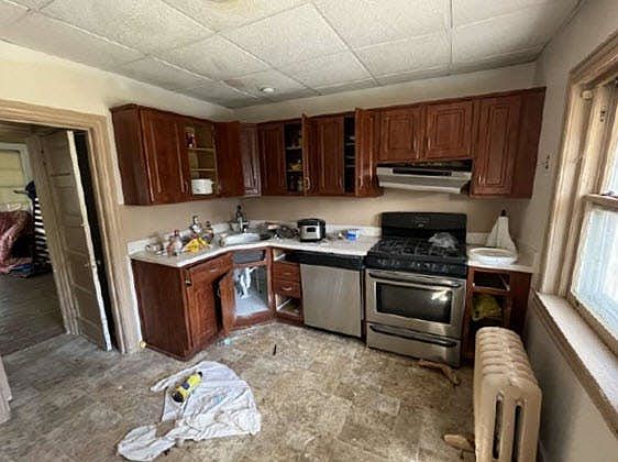 5th image of 23 E Mowry St