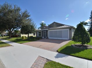 617 Cottonwood Rd, Sebastian, FL 32958