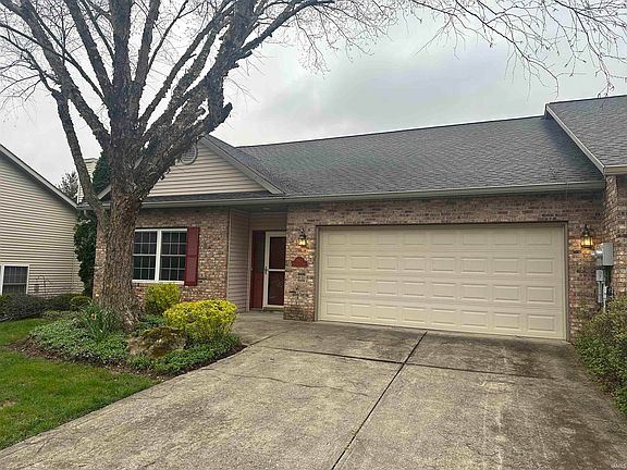 2nd image of 3912 N Whitewood Way