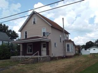 29 3rd St, Roulette, PA 16746