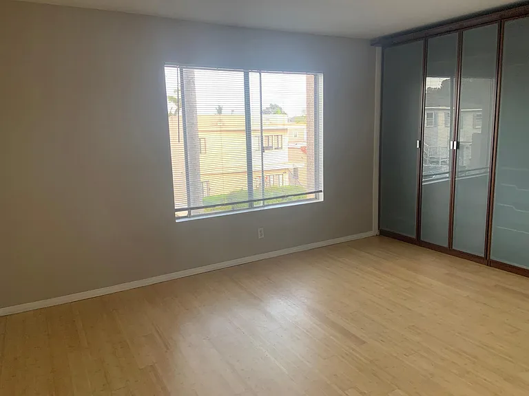 185 Quincy Ave #202 — Photo 8
