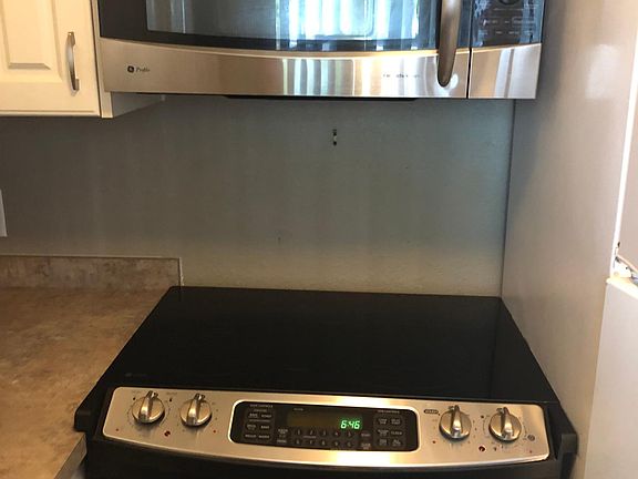 3rd image of 2802 W Lake Eloise Dr