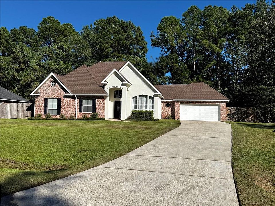 1st image of 1348 Sycamore Pl