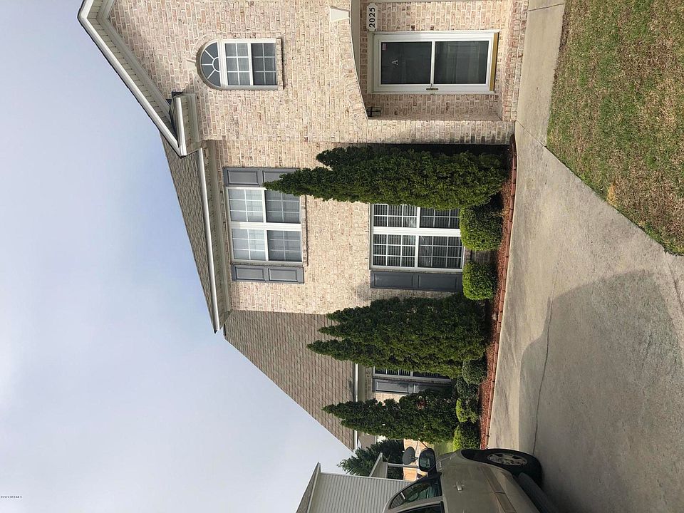 1st image of 2025 Cambria Dr