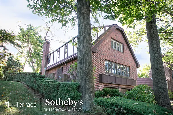 Rented by Terrace Sotheby's International Realty | media 13