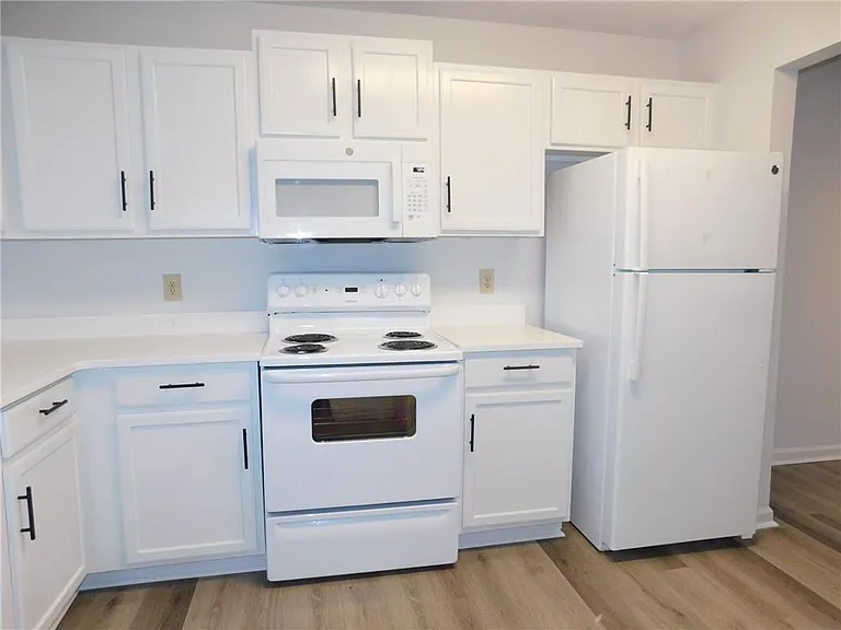 107L Rock Garden Pl — Photo 4