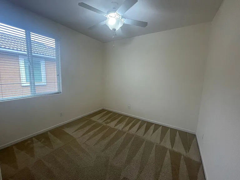 2053 Camino Real Way #B — Photo 10