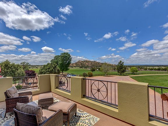 2nd Fl deck off MBed