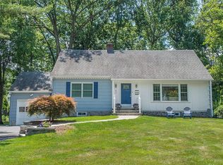 85 Magnolia Dr, New Providence, NJ 07974