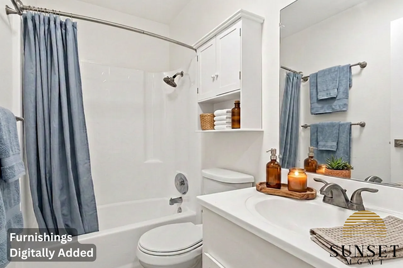 2 bed, 900 sqft, $3,012 — Photo 3