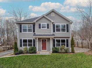 32 Northfield Rd, Millington, NJ 07946
