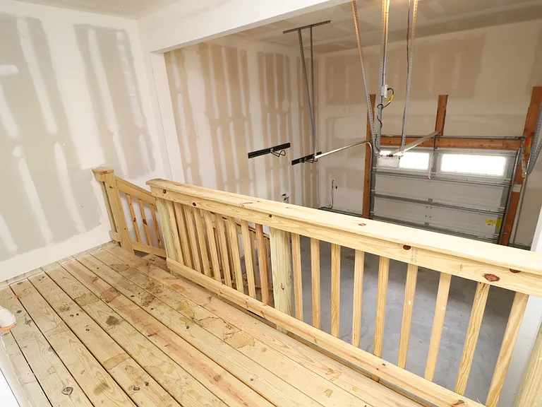 1428 Providence Green Ln — Photo 9