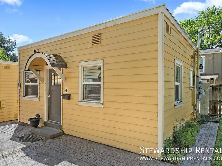 2024 Emerald St #6 — Photo 2
