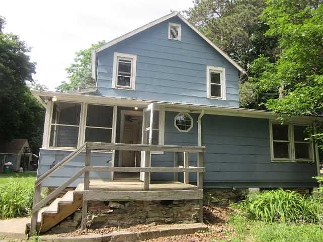 1st image of 909 Violet Ave