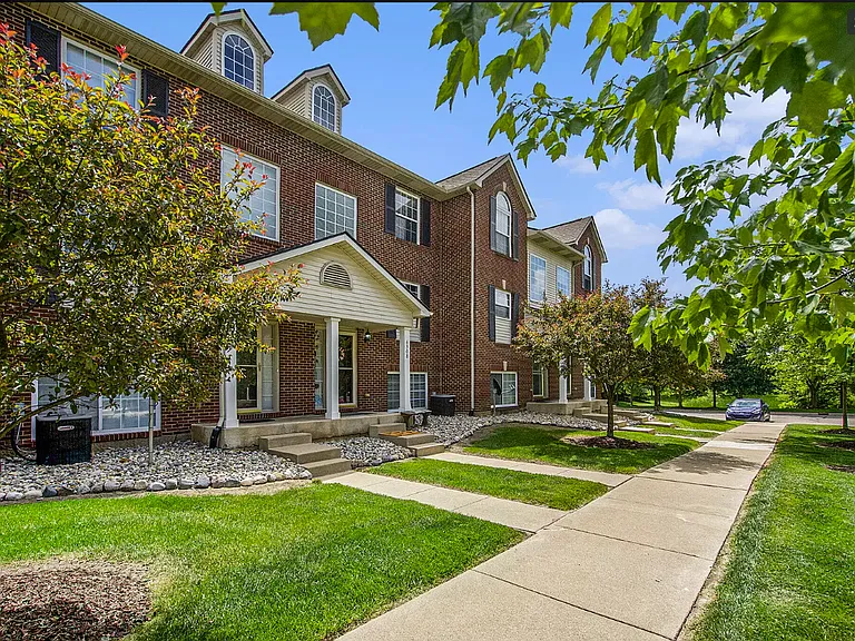 6308 Harlequin Ln — Photo 3