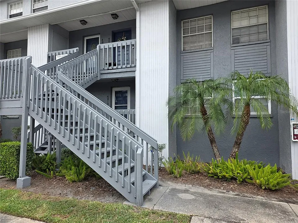 4823 W McElroy Ave #D211