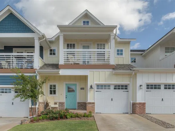 720 Harbor Town Dr, Edmond, OK 73034