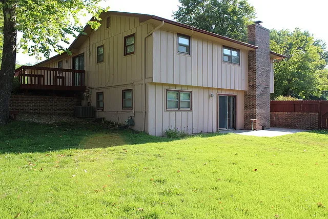 1305 Overlook Dr — Photo 31