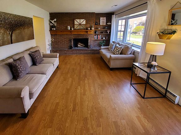 2nd image of 606A Lake Dr #6e56a828b