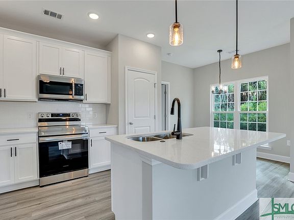 2nd image of 208 Alyssa Avenue